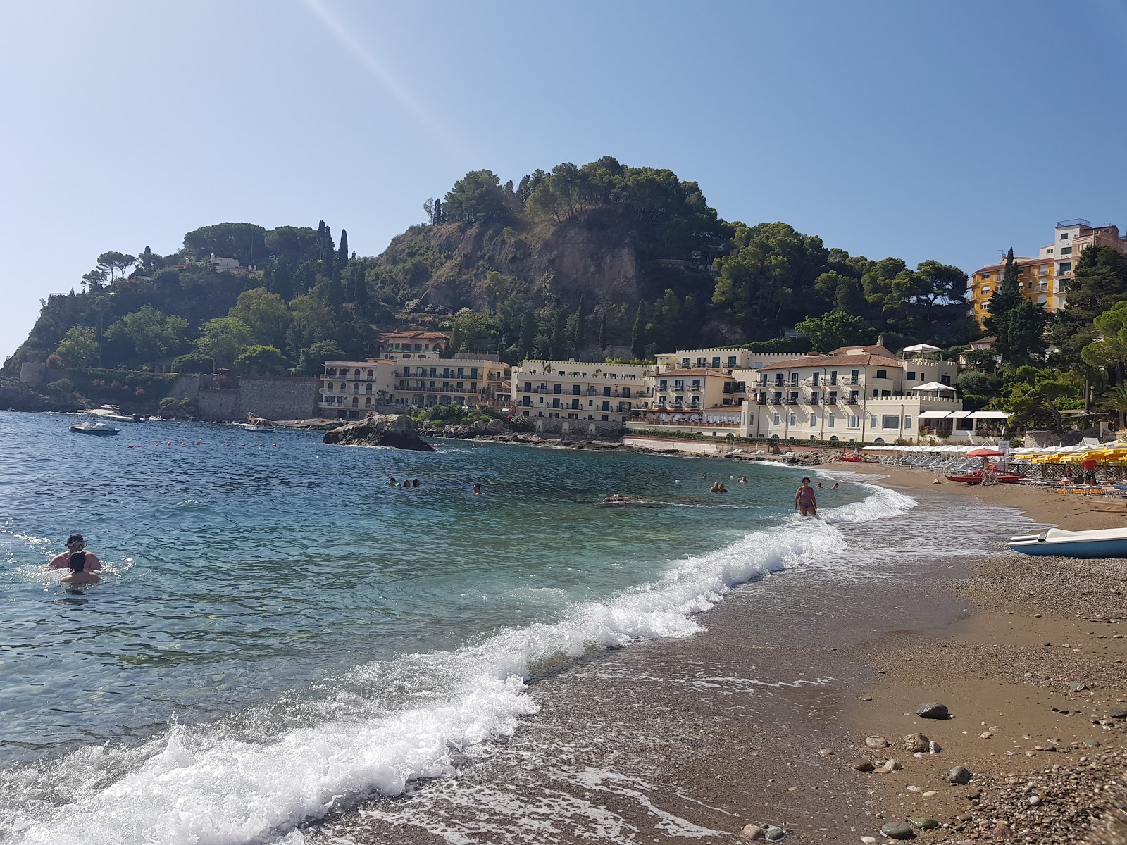 Foto de Praia de Mazzaro - recomendado para viajantes em família com crianças
