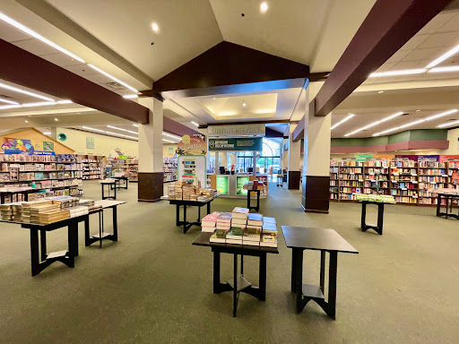 Book Store «Barnes & Noble», reviews and photos, 3600 Stevens Creek Blvd, San Jose, CA 95117, USA