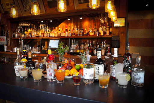 Barbecue Restaurant «Hendricks BBQ», reviews and photos, 1200 S Main St, St Charles, MO 63301, USA