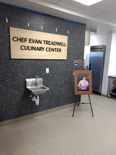 Movie Theater «The Foundry Cinema & Bowl», reviews and photos, 22 Second St, Fraser, CO 80442, USA