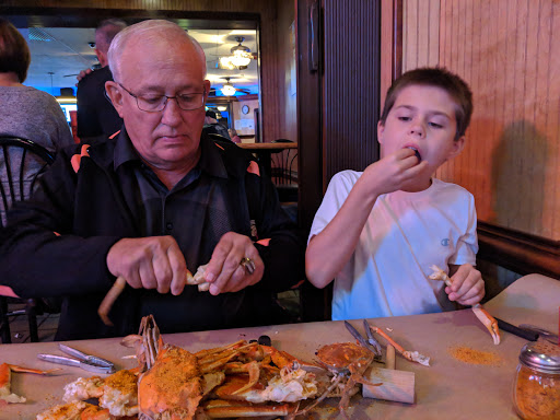 Seafood Restaurant «Hilltop Crab House», reviews and photos, 8980 Gap Newport Pike, Toughkenamon, PA 19374, USA