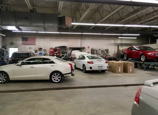 Auto Body Shop «Walled Lake Collision», reviews and photos, 2025 E West Maple Rd, Commerce Charter Twp, MI 48390, USA