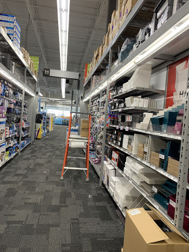 Office Supply Store «Staples», reviews and photos, 1080 Old Country Rd, Westbury, NY 11590, USA