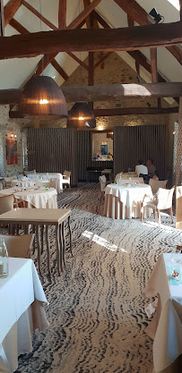 Atmosphère du Restaurant français La Table Saint Just devient RMANA à Vaux-le-Pénil - n°2