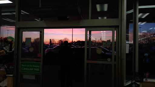 Shopping Mall «Reisterstown Shopping Center», reviews and photos, 11961 Reisterstown Rd, Reisterstown, MD 21136, USA