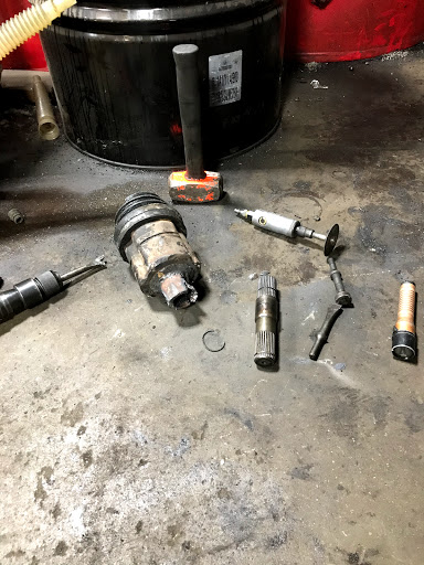 Auto Repair Shop «Meineke Car Care Center», reviews and photos, 1395 S 10th St, Noblesville, IN 46060, USA