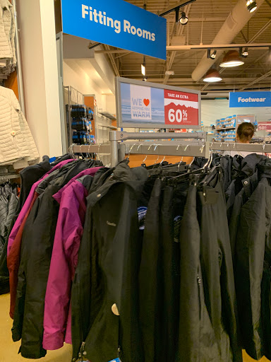 Clothing Store «Columbia Sportswear Outlet Store at Allen Premium Outlets», reviews and photos, 820 Stacy Rd #470, Allen, TX 75013, USA