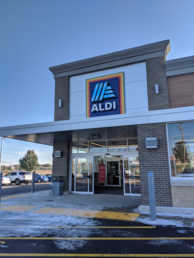 ALDI, 1390 Deep Lake Rd, Antioch, IL 60002, USA, 