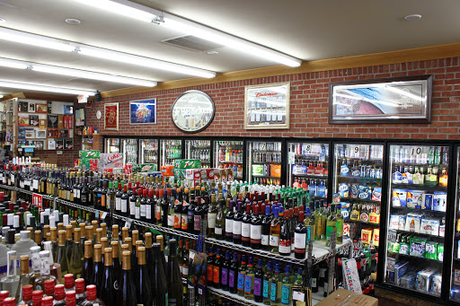 Party Store «Midway Party Store», reviews and photos, 4689 E Grand River Ave, Howell, MI 48843, USA
