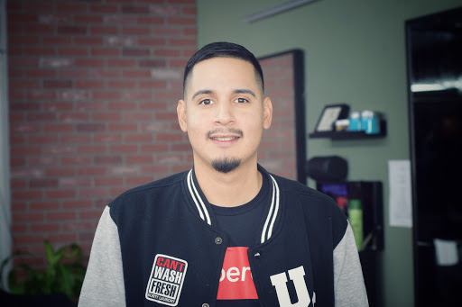 Barber Shop «Uppercuts Barber Shop», reviews and photos, 429 W Pioneer Pkwy, Grand Prairie, TX 75051, USA