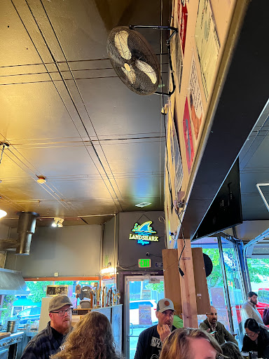 Live Music Venue «The Manette Saloon», reviews and photos, 2113 E 11th St, Bremerton, WA 98310, USA