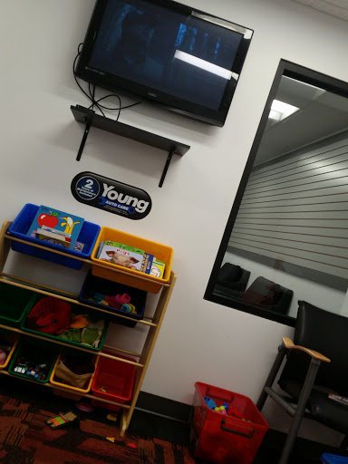 Mazda Dealer «Young Mazda», reviews and photos, 220 N 650 W, Kaysville, UT 84037, USA