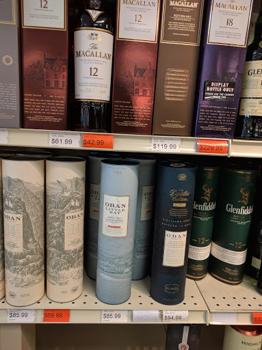 Liquor Store «Applejack Wine & Spirits», reviews and photos, 3320 Youngfield St, Wheat Ridge, CO 80033, USA