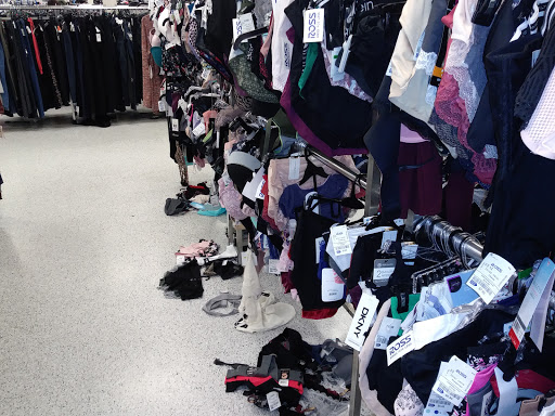 Clothing Store «Ross Dress for Less», reviews and photos, 19113 Lyndon B Johnson Fwy, Mesquite, TX 75150, USA