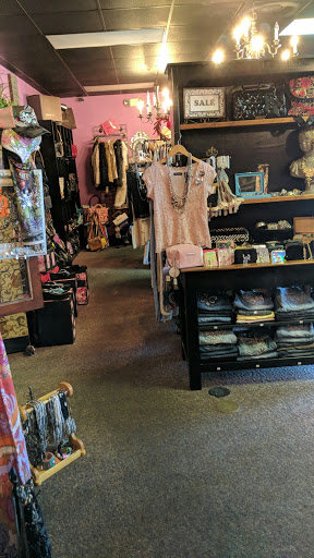 Bella Tan and Boutique, 13940 US-441, The Villages, FL 32159, USA, 