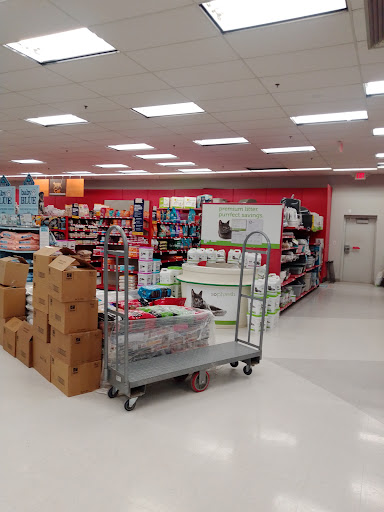 Pet Supply Store «Petco Animal Supplies», reviews and photos, 11620 W 95th St, Overland Park, KS 66214, USA