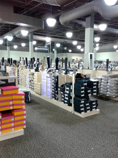 Department Store «Nordstrom Rack Orland Park Place», reviews and photos, 140 Orland Park Pl, Orland Park, IL 60462, USA