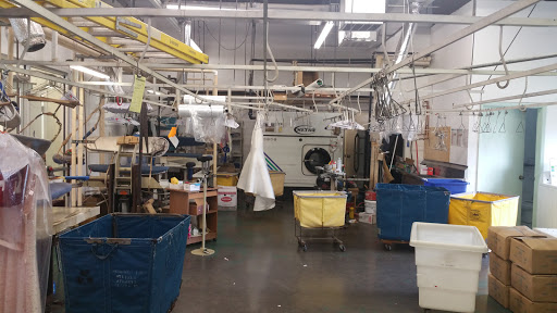 Dry Cleaner «Royal Cleaners», reviews and photos, 3301 W Davis St, Conroe, TX 77304, USA