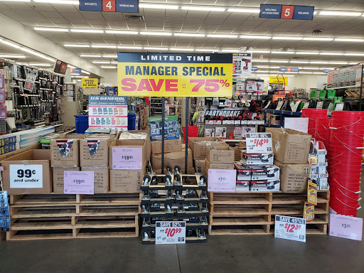 Hardware Store «Harbor Freight Tools», reviews and photos, 1317 E Osceola Pkwy, Kissimmee, FL 34744, USA