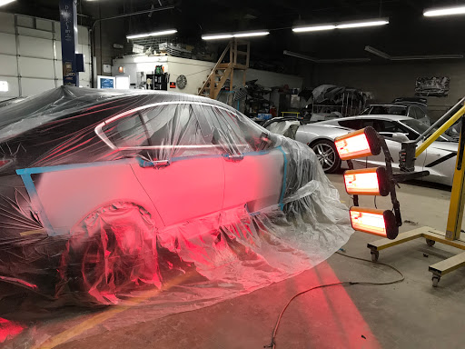 Auto Repair Shop «Rizza Body Shop», reviews and photos, 485 S River Rd, Des Plaines, IL 60016, USA