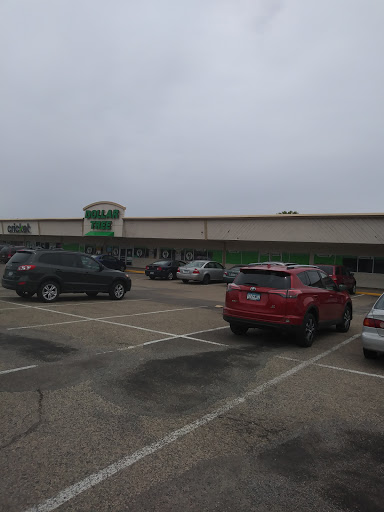 Dollar Store «Dollar Tree», reviews and photos, 6800 Humboldt Ave N, Brooklyn Center, MN 55430, USA