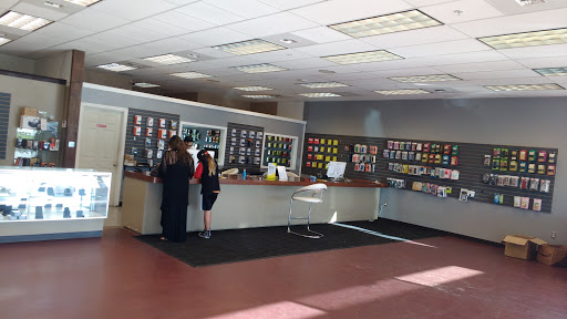 Cell Phone Store «Phone Shop», reviews and photos, 1209 E Washington Ave, Yakima, WA 98903, USA