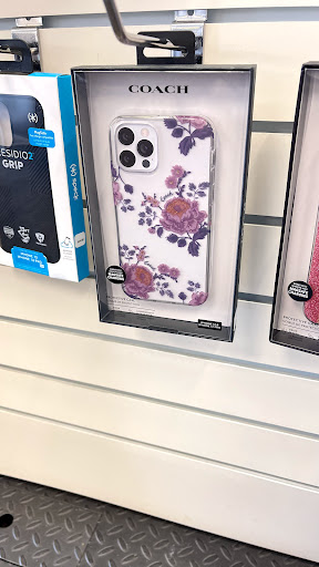 Cell Phone Store «Verizon», reviews and photos, 7720 W Broad St, Richmond, VA 23294, USA