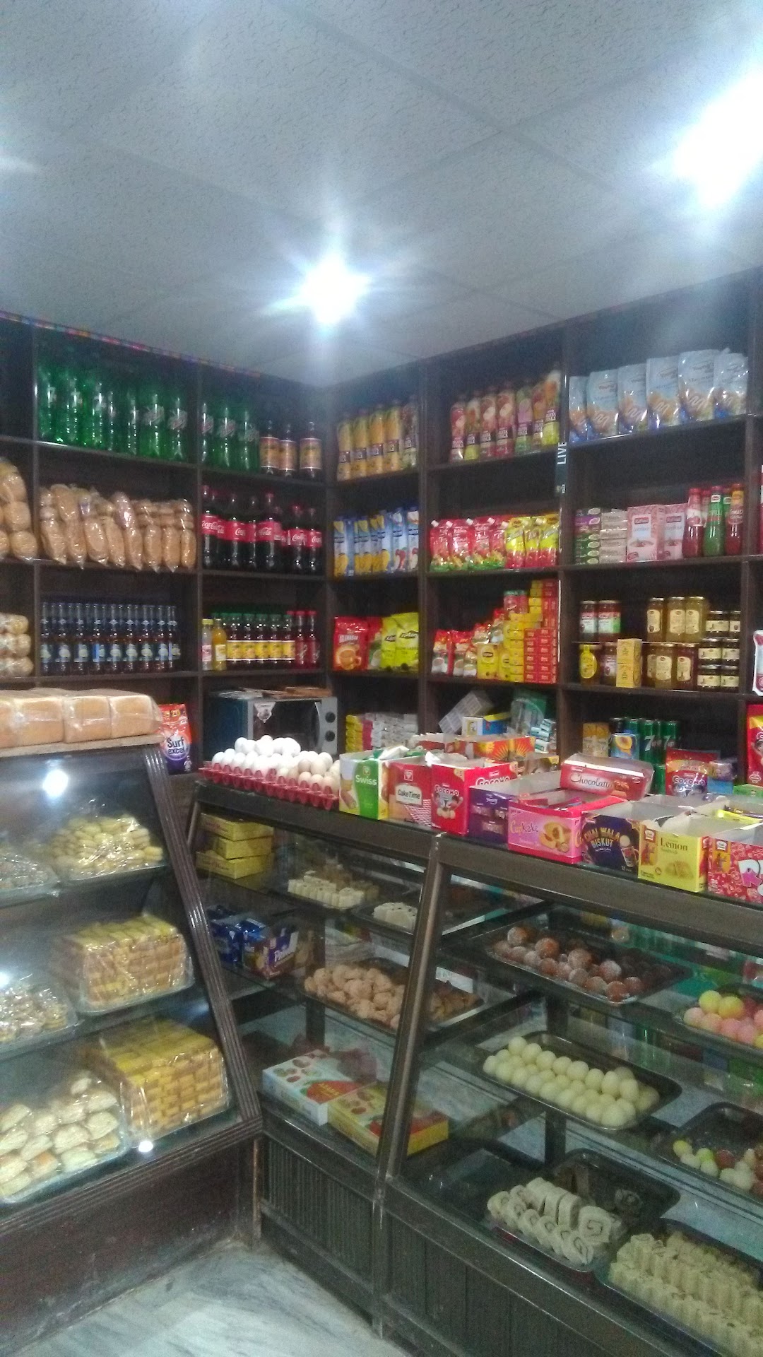 SAAD GUJJAR SWEETS AND BAKERS