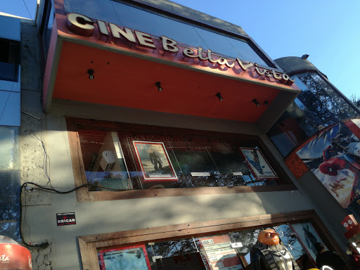 Cines de reestreno en Santa Cruz