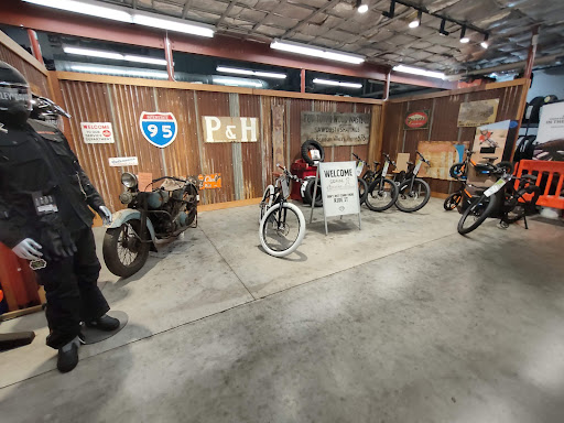 Harley-Davidson Dealer «Ocean State Harley-Davidson Shop», reviews and photos, 435 Nooseneck Hill Rd, Exeter, RI 02822, USA