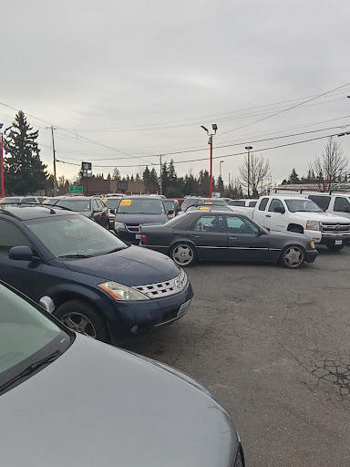 Used Car Dealer «Carson Cars», reviews and photos, 13806 WA-99, Lynnwood, WA 98087, USA