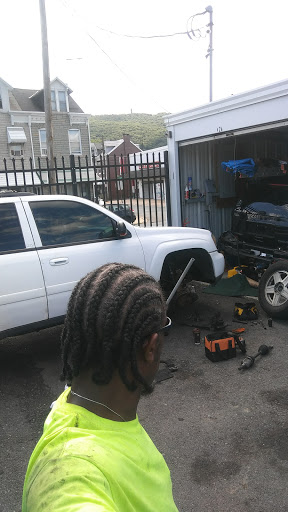 Self-Storage Facility «North Reading Storage», reviews and photos, 1220 N 9th St, Reading, PA 19604, USA