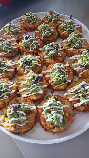 Caterer «Chow», reviews and photos, 116 W Park Ave, Elmhurst, IL 60126, USA