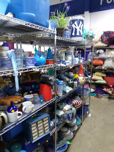 Thrift Store «Goodwill Industries Store & Donation Center», reviews and photos, 423 US-46, Fairfield, NJ 07004, USA