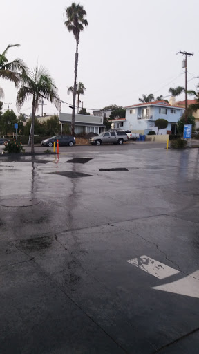 Car Wash «Hollywood Riviera Car Wash», reviews and photos, 1500 S Pacific Coast Hwy, Redondo Beach, CA 90277, USA