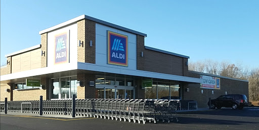 ALDI, 5761 US-6, Portage, IN 46368, USA, 
