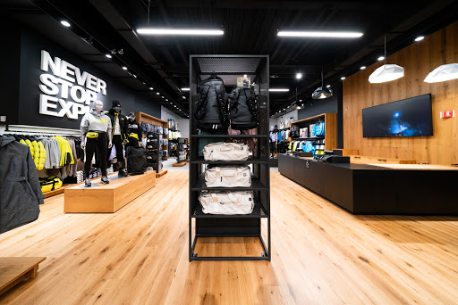 Clothing Store «The North Face», reviews and photos, 2855 Stevens Creek Blvd #2321, Santa Clara, CA 95050, USA