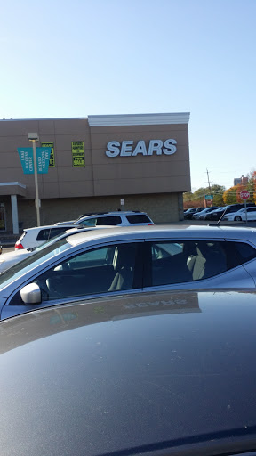 Department Store «Sears», reviews and photos, 1400 Union Tpke, New Hyde Park, NY 11040, USA