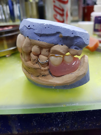 Laboratorio Dental 'Mar-Dent'