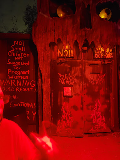 Haunted House «Haunted Hoochie», reviews and photos, 13861 Broad St SW, Pataskala, OH 43062, USA