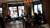 Atmosphère du Restaurant Chez Friloux à Montrouge - n°3