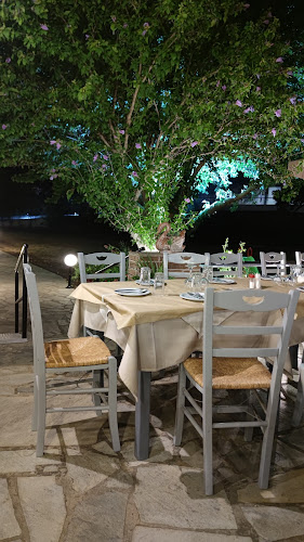 Green Meadow traditional taverna Skiathos-troulos - Εστιατόριο