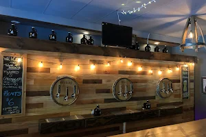 Table 41 Brewing Company image