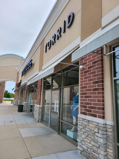 Shopping Mall «The Shops at Fox River», reviews and photos, 3340 Shoppers Dr, McHenry, IL 60051, USA