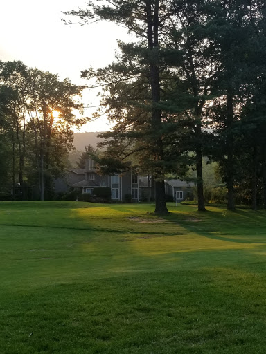 Golf Club «Bowling Green Golf Club», reviews and photos, 53 School House Rd, Oak Ridge, NJ 07438, USA