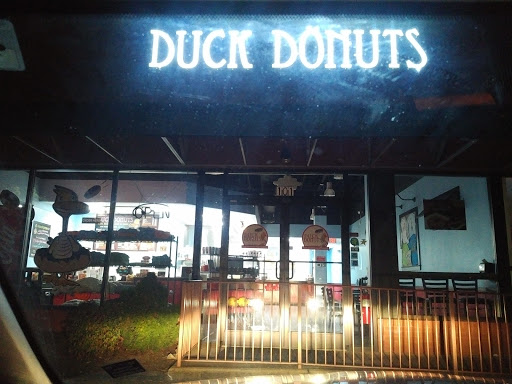 Donut Shop «Duck Donuts», reviews and photos, 100 Wrenn Dr #101, Cary, NC 27511, USA