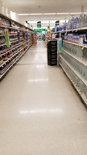 Grocery Store «Super Stop & Shop», reviews and photos, 100 Macy St, Amesbury, MA 01913, USA