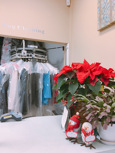 Dry Cleaner «Saratoga Cleaners», reviews and photos, 8084 Rolling Rd, Springfield, VA 22153, USA