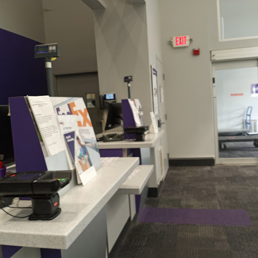 Shipping and Mailing Service «FedEx Ship Center», reviews and photos, 2 Commons Blvd, New Castle, DE 19720, USA