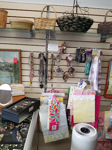 Thrift Store «Second Edition Resale Shop», reviews and photos, 12505 NW Cornell Rd #13, Portland, OR 97229, USA